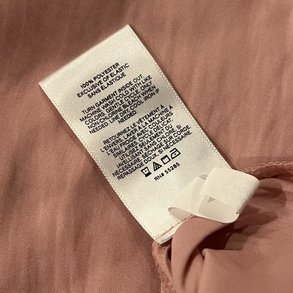 NWT Express Pink Long Sleeve Button Up Blouse - XS - Picture 4 of 4